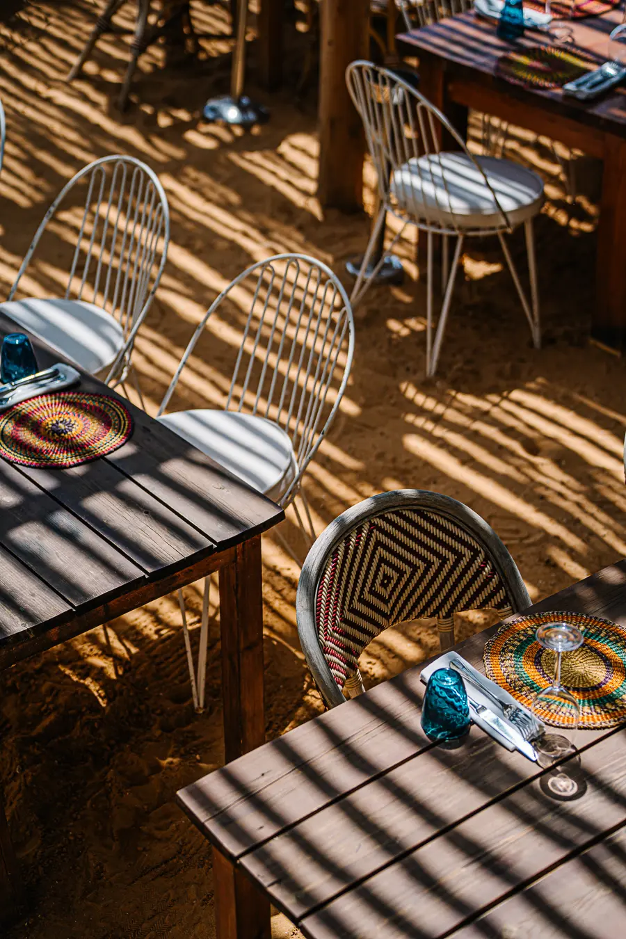 Tapas espagnoles gastronomiques et cuisine méditerranéenne servies dans un restaurant haut de gamme de Marrakech