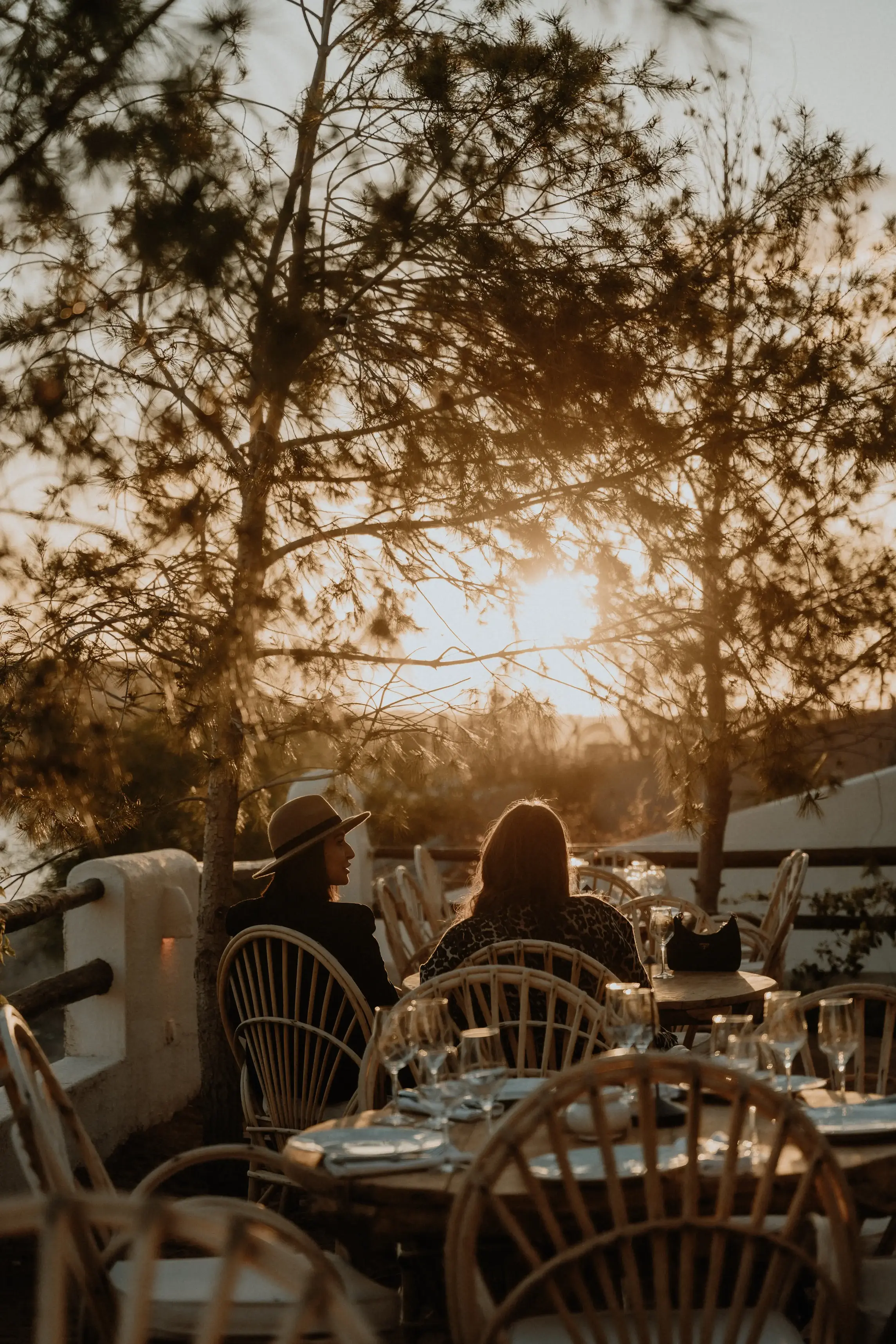 Traditional Moroccan royal couscous, a highlight of restaurants marocains marrakech